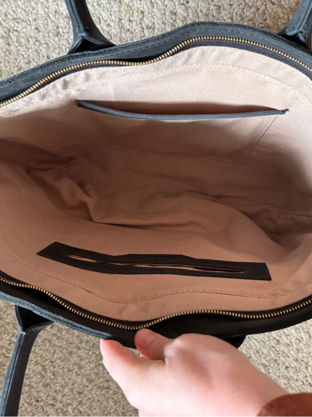 Parker Clay Merkato Signature Zip Tote - Black Leather - Picture 2 of 5